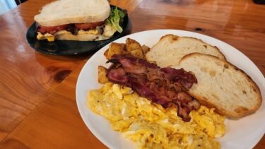 《BACON BAR JAPAN》外国人も足しげく通うこだわりぬいたベーコンで仕上げる料理が絶品のお店！